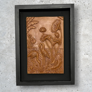 মাটির টেরাকোটা বকের মাছ শিকার W- 10" × L- 13.5"